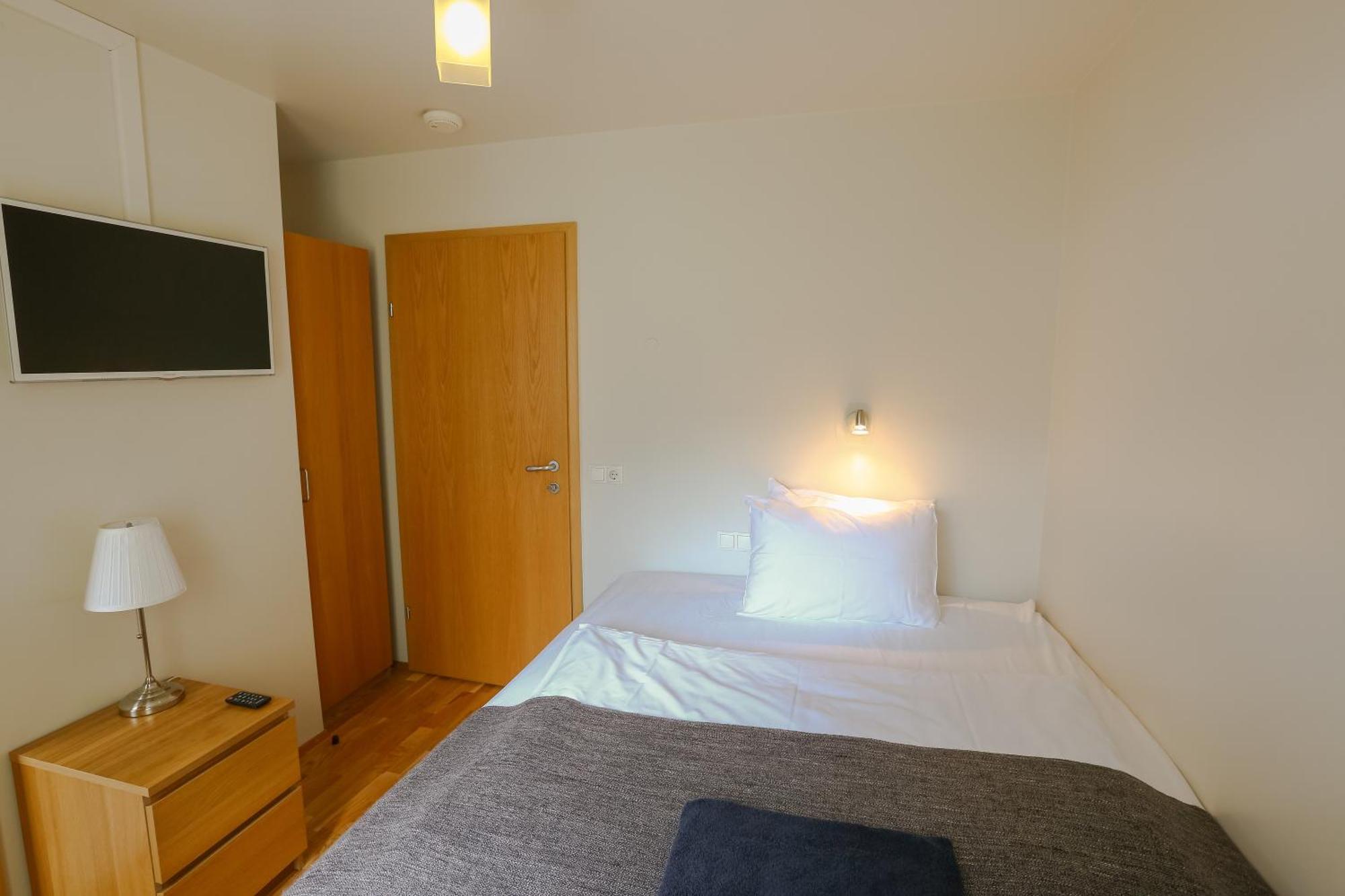 Torg Guest House Akureyri Room photo